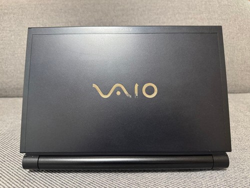 Sony vaio retro laptop 1 - sony,