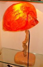 LAMPADA DA TAVOLO - MATERIALE RICICLATO O NATURALE