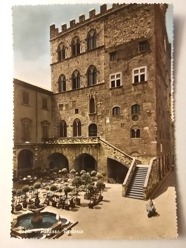 Prato palazzo pretorio - palazzo, pretorio.