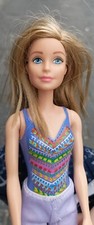 Barbie Beach Dolly - Mattel. Anno 2016