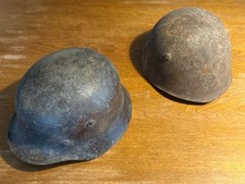 Campagna d'Italia 1943-45-Lotto 2 elmetti Tedesco mod.1940 ed Italiano mod.1933