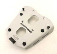 PIASTRA ALLUMINIO FISSAGGIO BAULETTO "KAPPA" SUZUKI V-STROM 1000 2014/2017