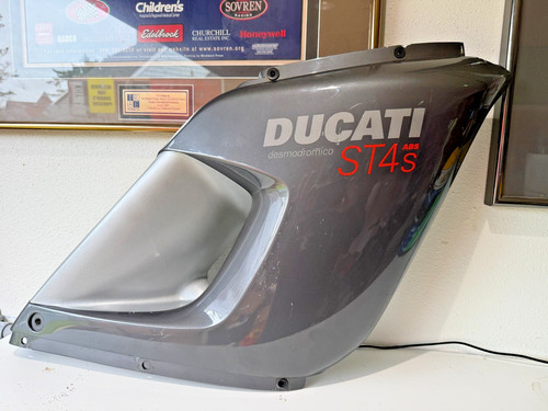 Right upper fairing cover cowl - upper,
