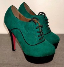 Womens Clover Heeled Shoes