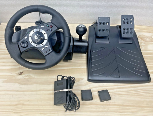 Logitech driving force pro - logitech,