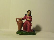 Statuina Presepe Terracotta  DONNA IN GINOCCHIO CON ANFORA GRANDE serie da 10 cm