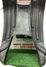 Tappetino Poggia Piedi Centrale Piaggio Vespa Lx  125/150 IE Anno 2010/2014