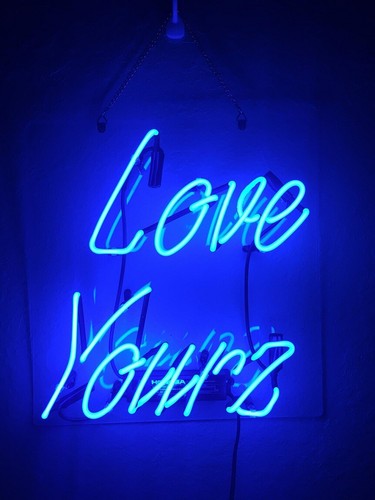 Luce insegna neon love - luce,