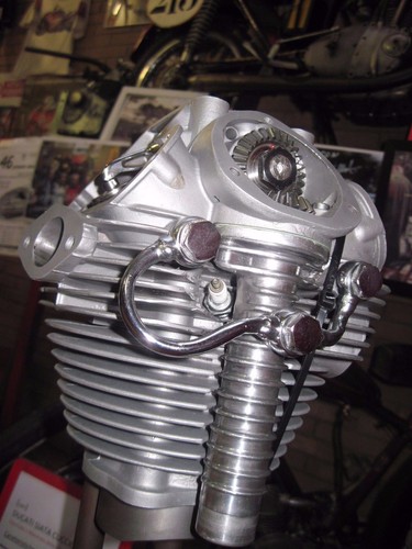 Ducati 250 monocilindrico - ducati,