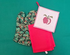 Guanto forno + presina ricamata a mano e strofinaccio cucina da ricamare