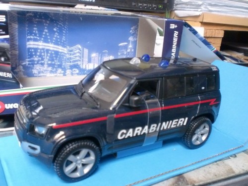 Burago 2022 land rover - 1/24,