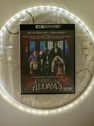 Famiglia addams 2019 - 4k, blu