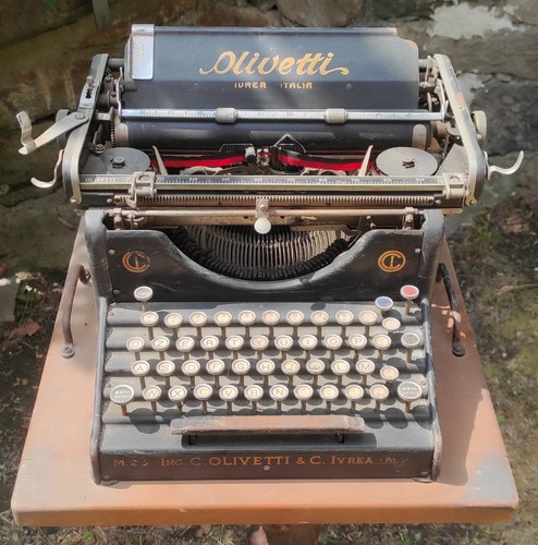 Macchina scrivere meccanica - da,