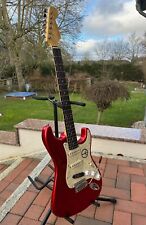 Chitarra elettrica fatta a