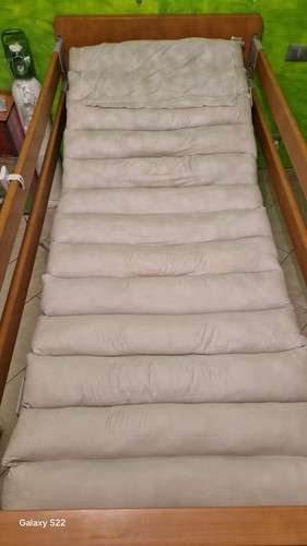 Letto elettrico ospedaliero - letto,