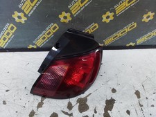 FANALE STOP POSTERIORE DESTRO DX PER MITSUBISHI Colt Serie 3P (Z30) (04>12)