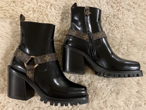 Louis vuitton ankle harness - louis,