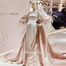 Abito da sera decorato in