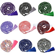 Collana con ciondolo nappa