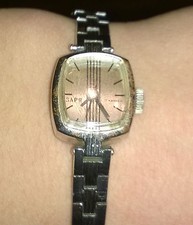 Orologio Donna" 3 APR "Russia/CCCP/Acciaio/Vetro Plastica/Carica Manuale/Anni 70