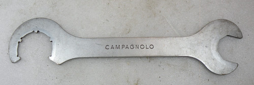 Strumento bloccaggio staffa - di,