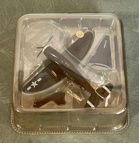 Thunderbolt scala 1 100 - p-47,