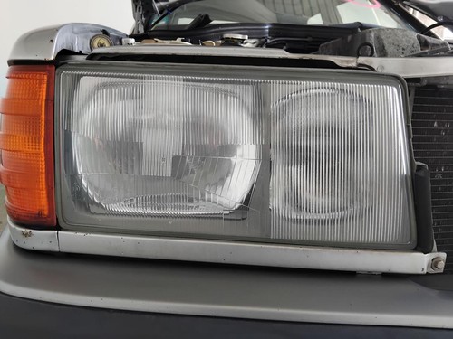 Mercedes benz 190 w201 faro - 190,