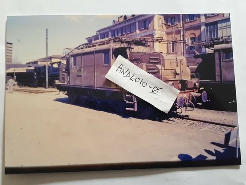 Fotografia locomotore trifase - locomotore,