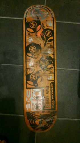 Mazzo skateboard alien - di,