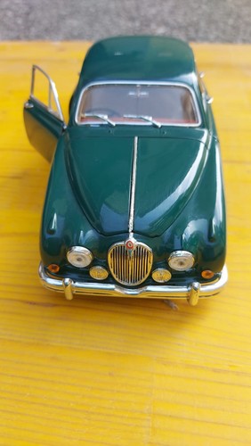 Modellino jaguar mk ii - modellino, 1/18