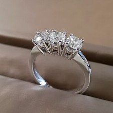 18kt White Gold Trilogy Ring