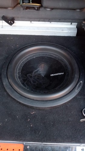 Subwoofer soundstream auto - subwoofer,