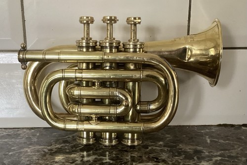 Tromba tascabile con cornetto