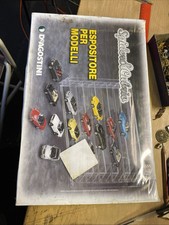 Espositore per modellini di Agostini e cabrio