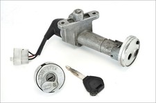 SYM JOYMAX 300 i  2012 2016 blocchetto contatto chiave con tappo benzina 1 chiav