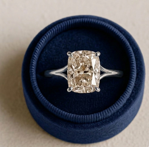 Anello con diamanti - 4, carati