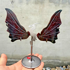 Drago volante intagliato