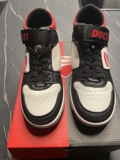 👟 Scarpe Ducati – Taglia 31 bambino