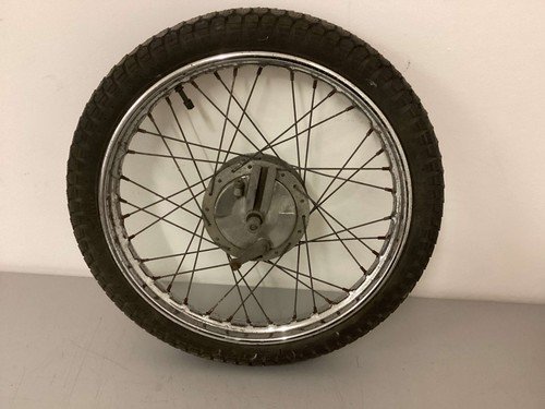 Ruota anteriore gomma - ruota, pirelli