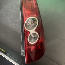 Fanale Stop Posteriore Destro FORD FIESTA 5 Serie 3 Porte USATO ORIGINALE