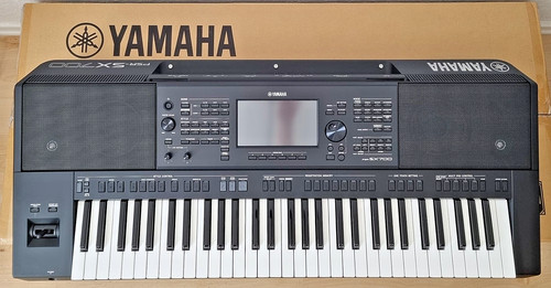 Yamaha psr sx700 ottime - -,
