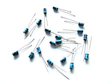 CONDENSATORE ELETTROLITICO 1