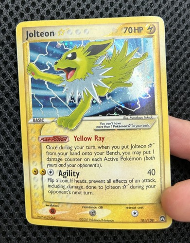 Pokémon jolteon gold star - pokémon,
