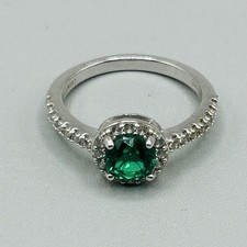 Anello Smeraldo con 24 Piccoli