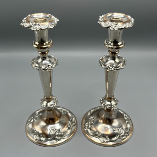 Coppia antichi candelabri - coppia, di