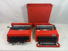 2 Machines A Scrivere Olivetti