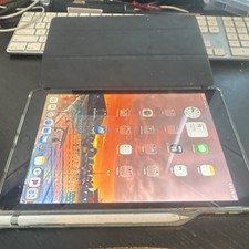 Apple iPad Tablet Black iOS