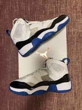 Jordan Jumpman Two Trey Mid