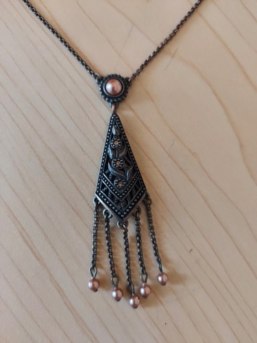 Collana con ciondolo