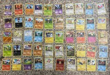 Lotto stock 50 carte Pokemon